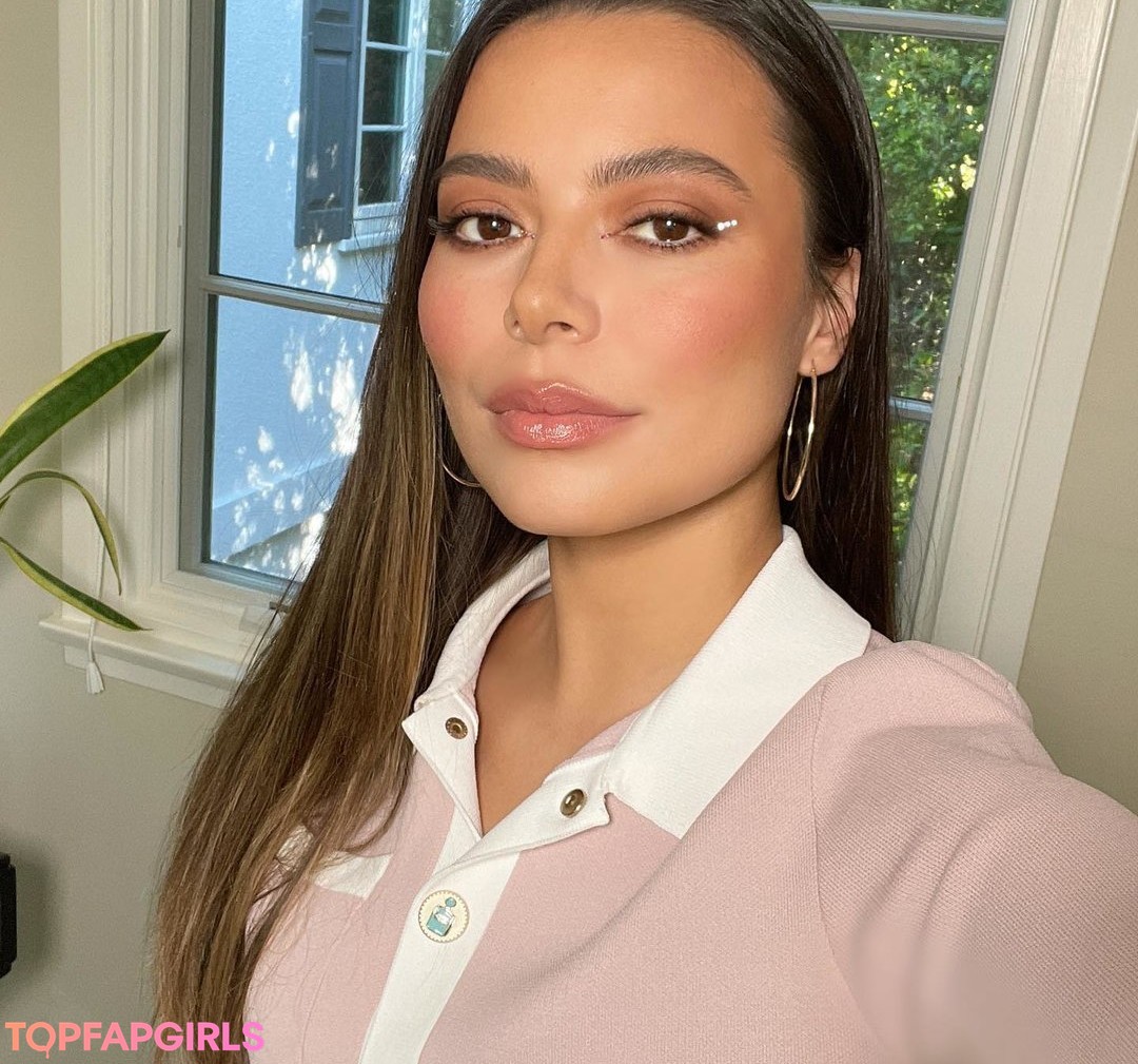 Foto di nudo di fuga di OnlyFans di Miranda Cosgrove #109 Foto di nudo di fuga di OnlyFans di Miranda Cosgrove #109