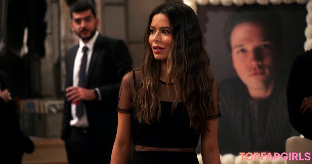 Foto di nudo di fuga di OnlyFans di Miranda Cosgrove #134 Foto di nudo di fuga di OnlyFans di Miranda Cosgrove #134