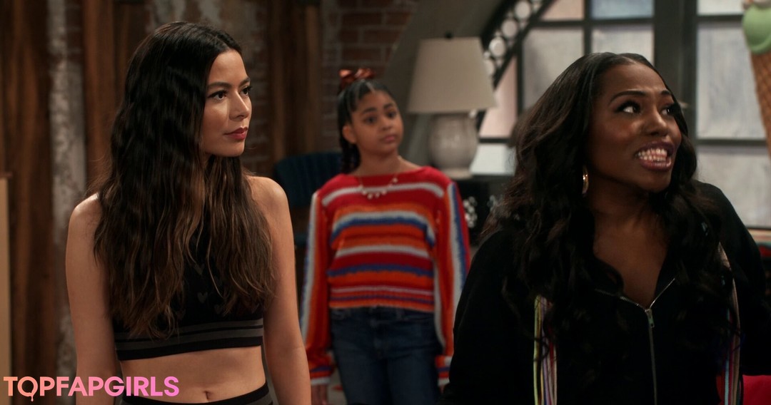 Foto di nudo di fuga di OnlyFans di Miranda Cosgrove #136 Foto di nudo di fuga di OnlyFans di Miranda Cosgrove #136