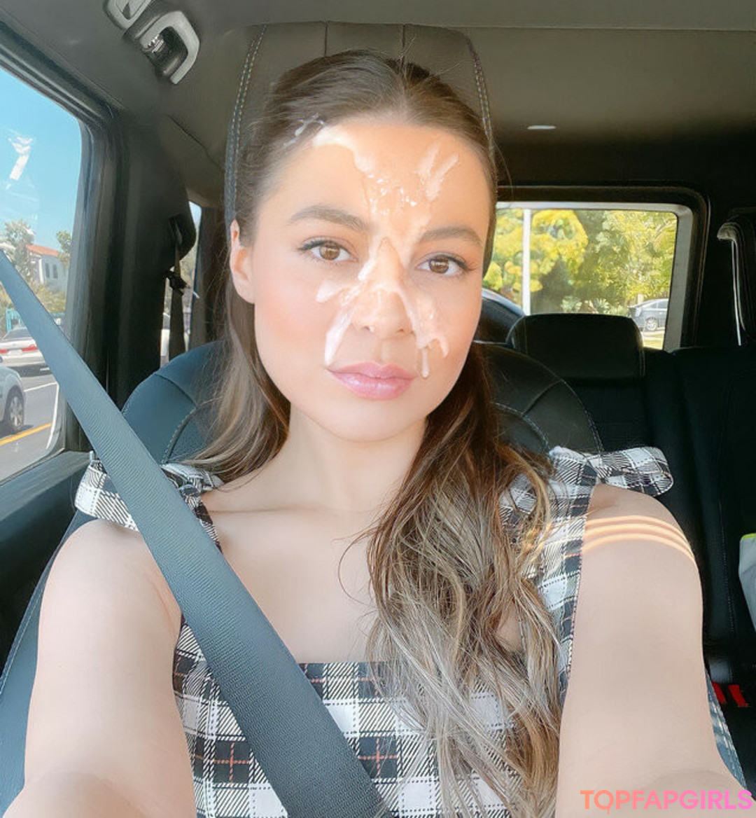 Foto di nudo di fuga di OnlyFans di Miranda Cosgrove #154 Foto di nudo di fuga di OnlyFans di Miranda Cosgrove #154