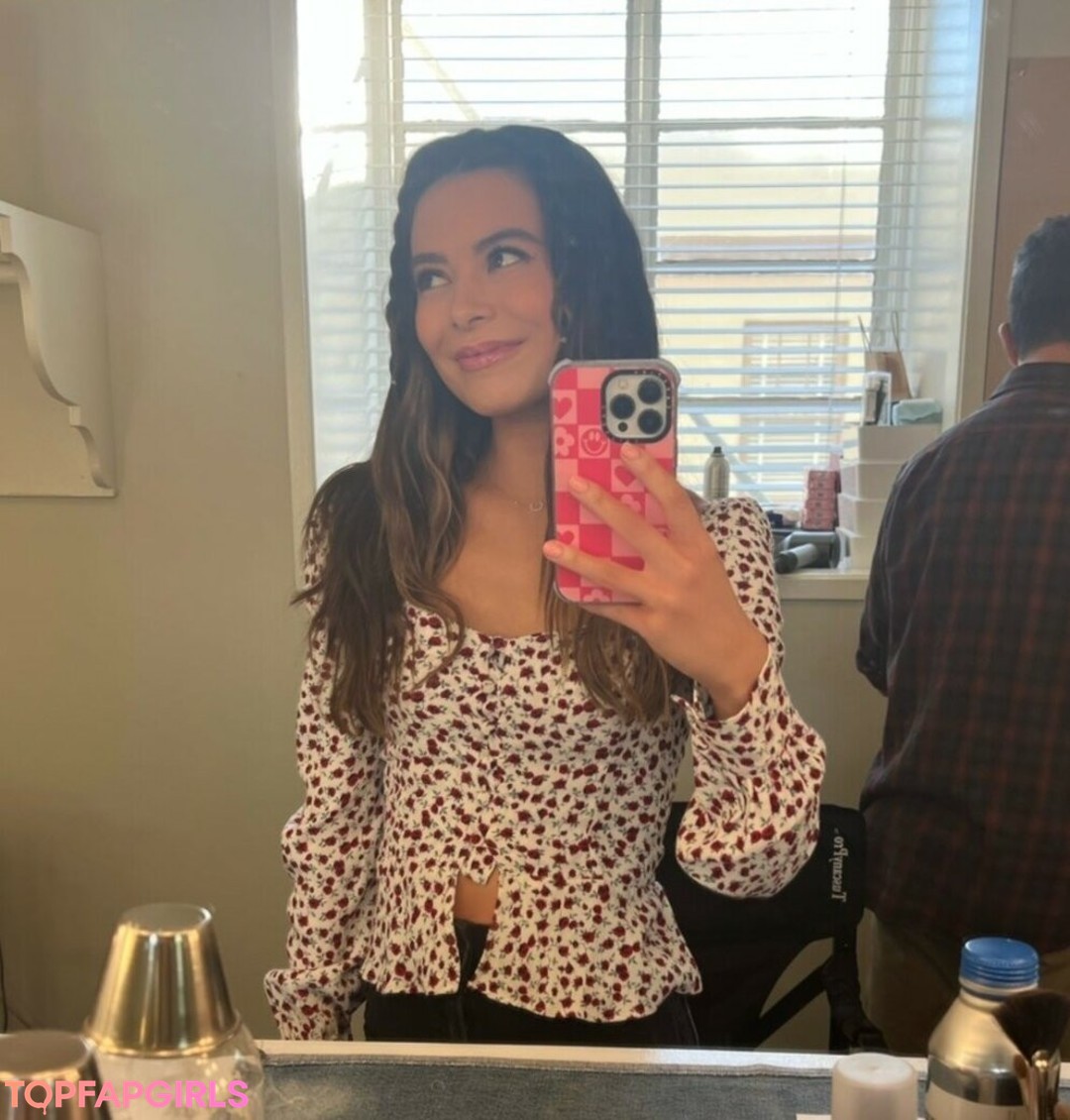 Foto di nudo di fuga di OnlyFans di Miranda Cosgrove #166 Foto di nudo di fuga di OnlyFans di Miranda Cosgrove #166