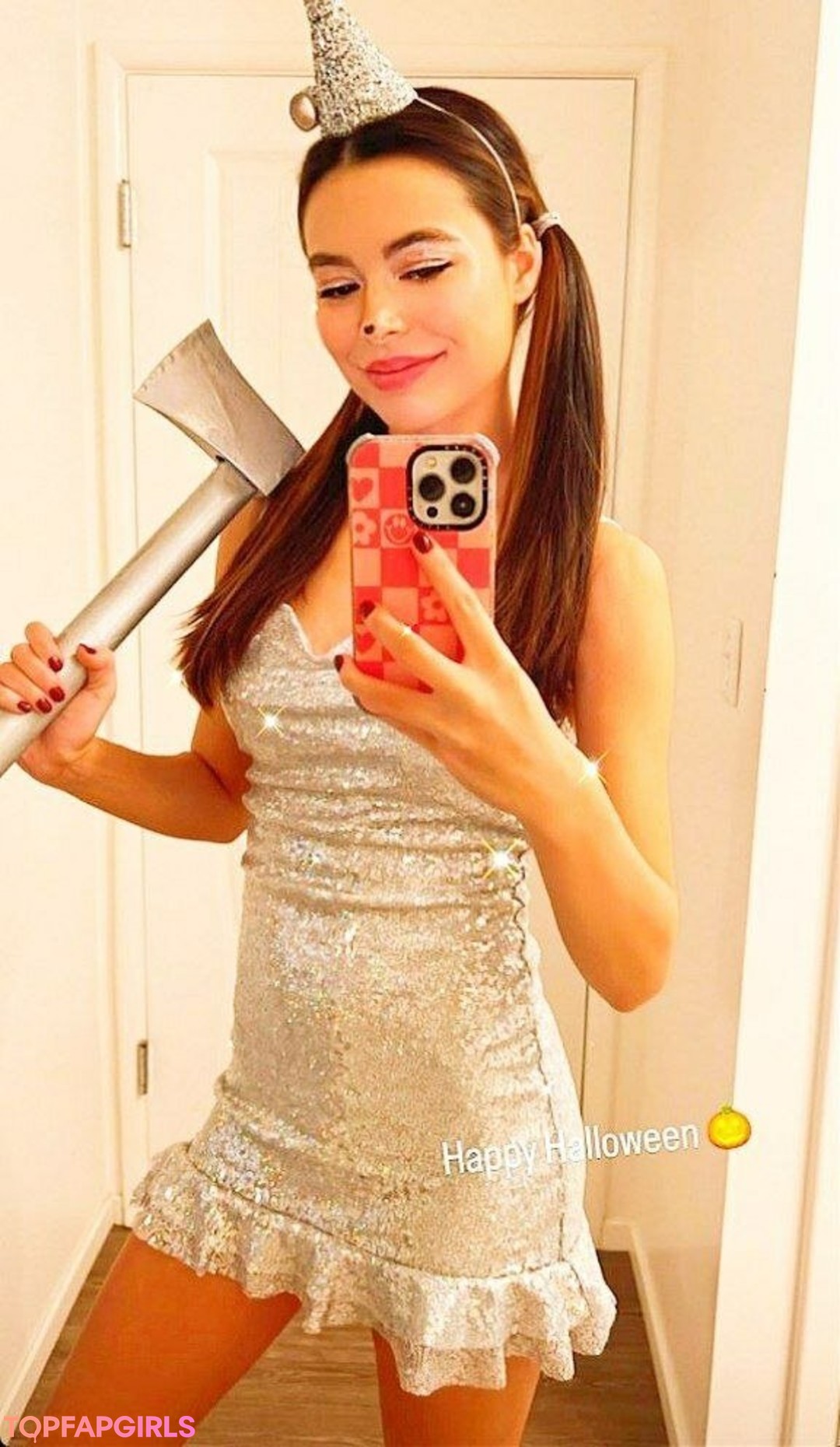 Foto di nudo di fuga di OnlyFans di Miranda Cosgrove #167 Foto di nudo di fuga di OnlyFans di Miranda Cosgrove #167