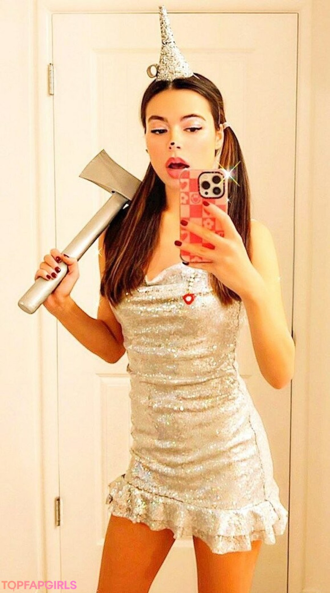 Foto di nudo di fuga di OnlyFans di Miranda Cosgrove #168 Foto di nudo di fuga di OnlyFans di Miranda Cosgrove #168