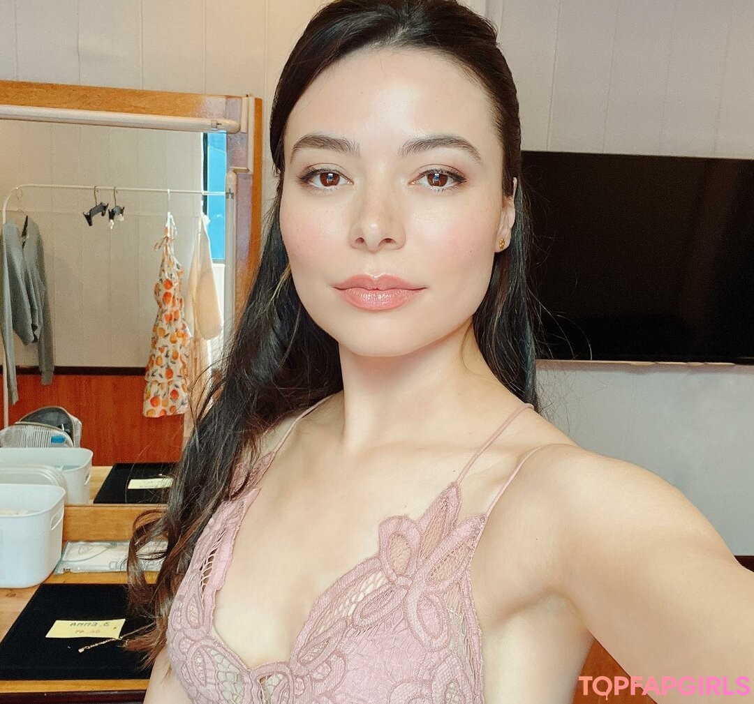 Foto di nudo di fuga di OnlyFans di Miranda Cosgrove #188 Foto di nudo di fuga di OnlyFans di Miranda Cosgrove #188