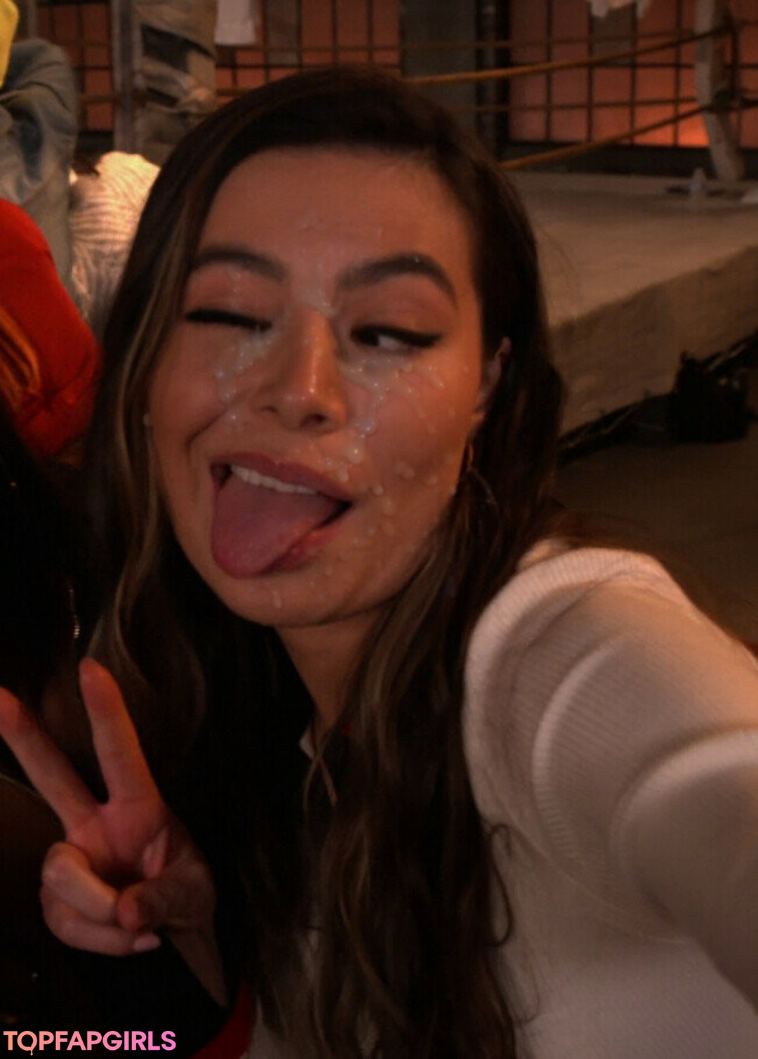 Foto di nudo di fuga di OnlyFans di Miranda Cosgrove #224 Foto di nudo di fuga di OnlyFans di Miranda Cosgrove #224