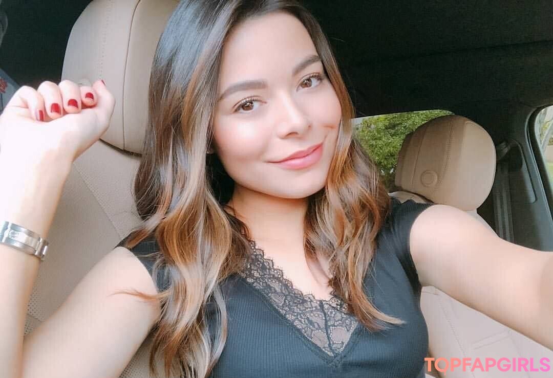 Foto di nudo di fuga di OnlyFans di Miranda Cosgrove #65 Foto di nudo di fuga di OnlyFans di Miranda Cosgrove #65