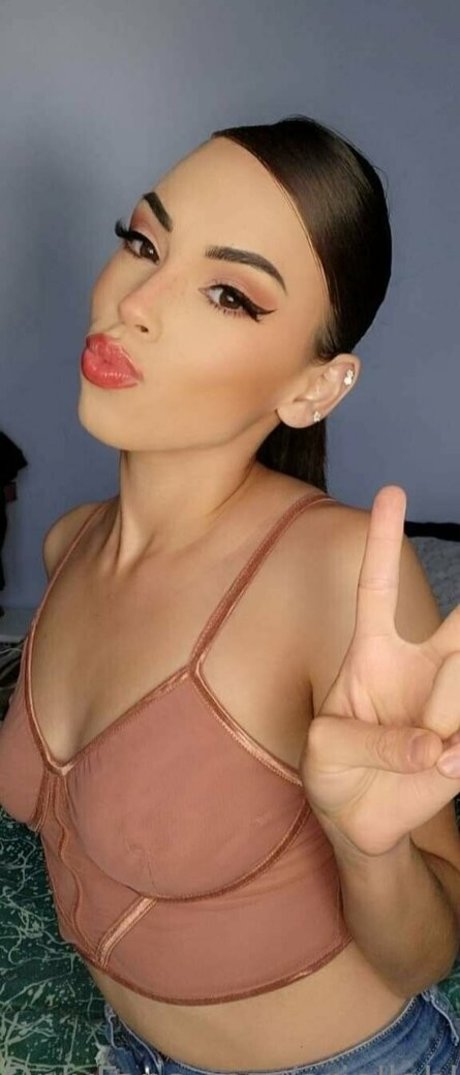 Foto di nudo di fuga di OnlyFans di Ariellabloom