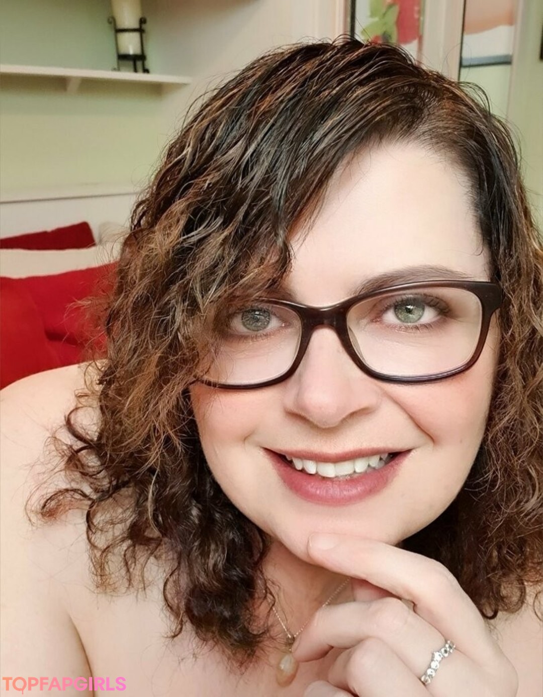 Foto di nudo di fuga di OnlyFans di Maturebustymom #46 Foto di nudo di fuga di OnlyFans di Maturebustymom #46