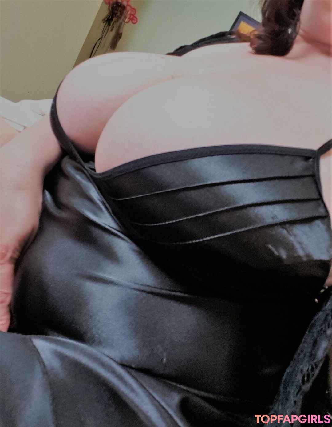 Foto di nudo di fuga di OnlyFans di Maturebustymom #52 Foto di nudo di fuga di OnlyFans di Maturebustymom #52
