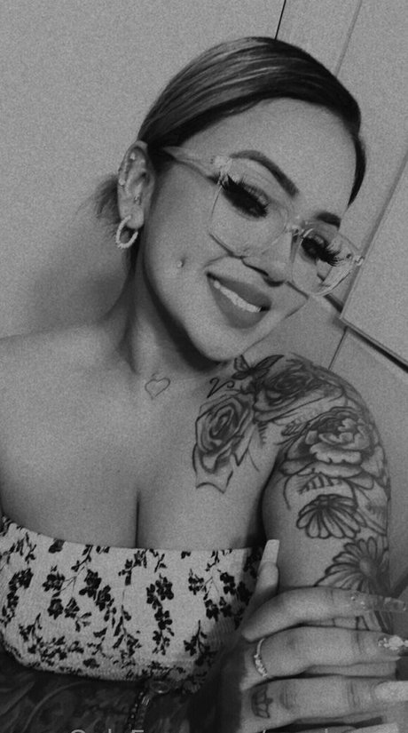 Foto di nudo di fuga di OnlyFans di Mxchellxx