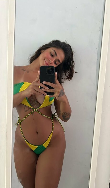 Foto di nudo di fuga di OnlyFans di Millysds