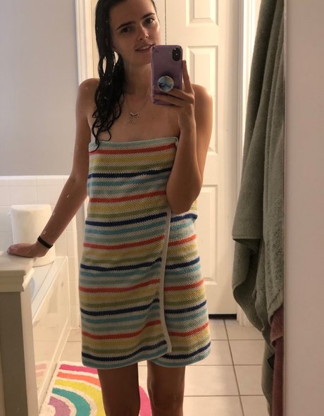 Foto di nudo di fuga di OnlyFans di Lowco