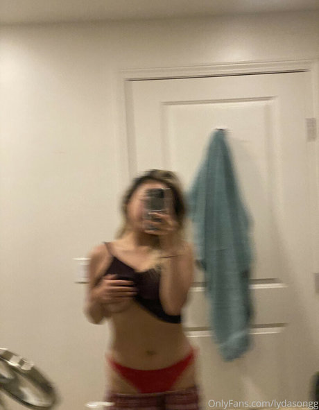 Foto di nudo di fuga di OnlyFans di Lydaxxx