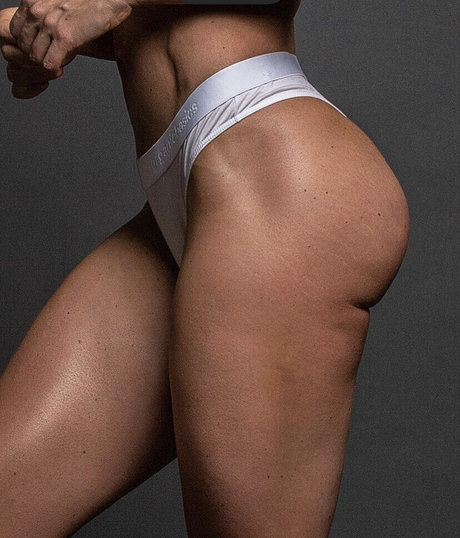 Foto di nudo di fuga di OnlyFans di Paige Hathaway