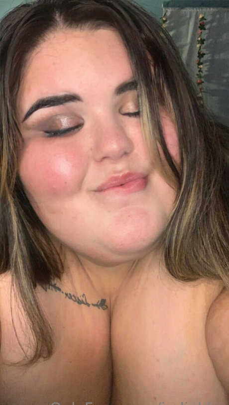 Foto di nudo di fuga di OnlyFans di Ssbbwalexia