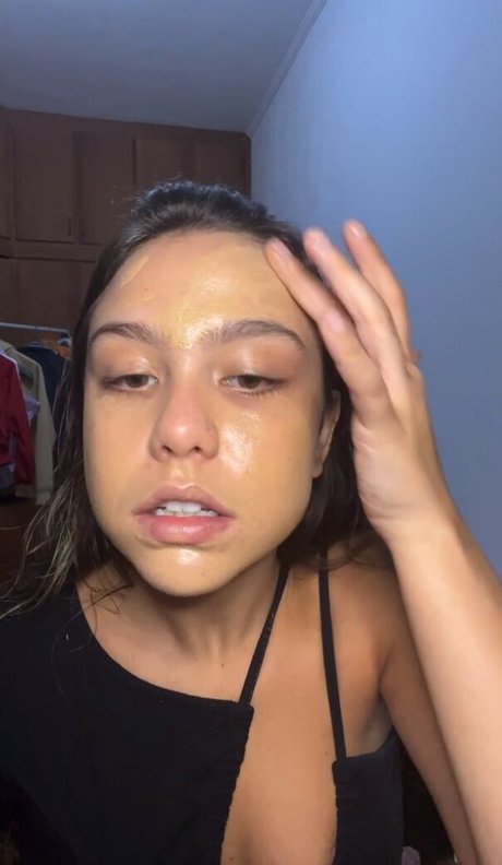 Bruna16