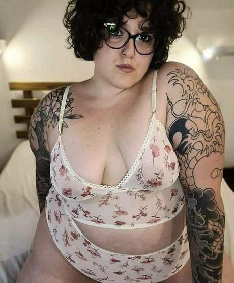 Foto di nudo di fuga di OnlyFans di Belulisboa