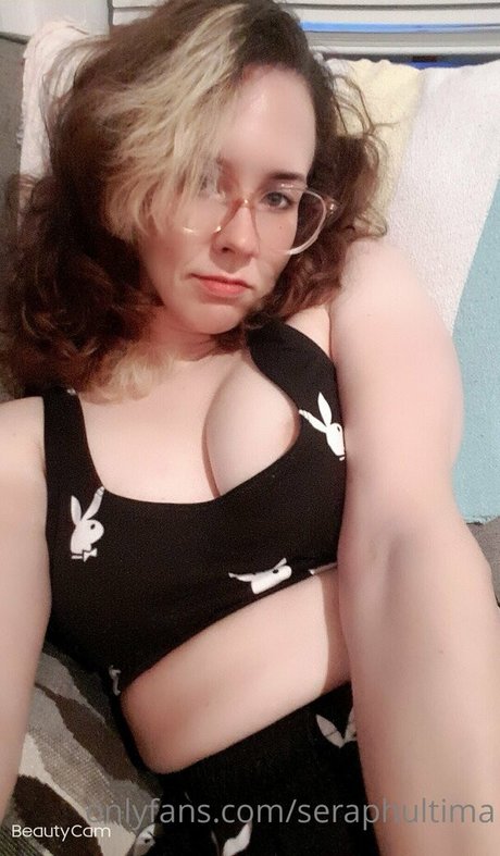 Foto di nudo di fuga di OnlyFans di Seraphultima