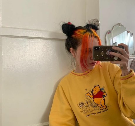 Foto di nudo di fuga di OnlyFans di Bea Miller