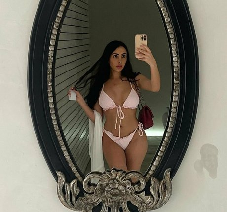 Foto di nudo di fuga di OnlyFans di Rpositana