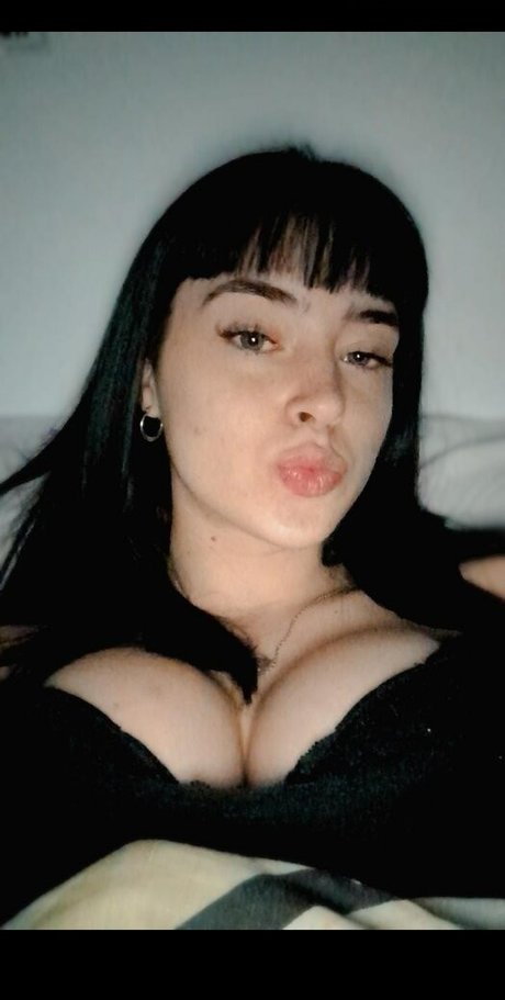 Foto di nudo di fuga di OnlyFans di Camibarressi