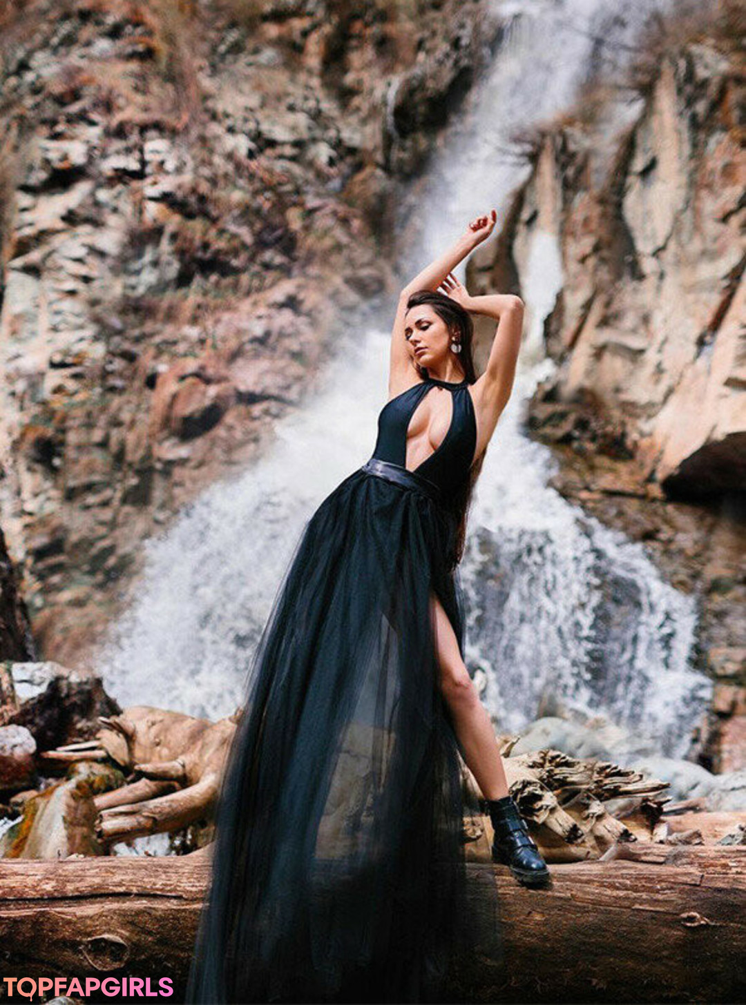 Foto di nudo di fuga di OnlyFans di Helga Lovekaty #1605