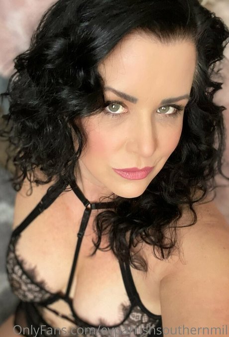 Foto di nudo di fuga di OnlyFans di Evparrishsouthernmil
