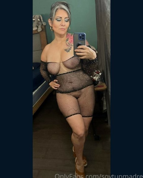 Foto di nudo di fuga di OnlyFans di Paty Bacelis