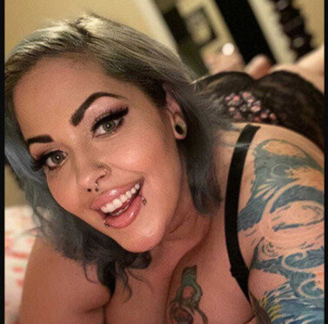 Foto di nudo di fuga di OnlyFans di Cinnamonanarchy