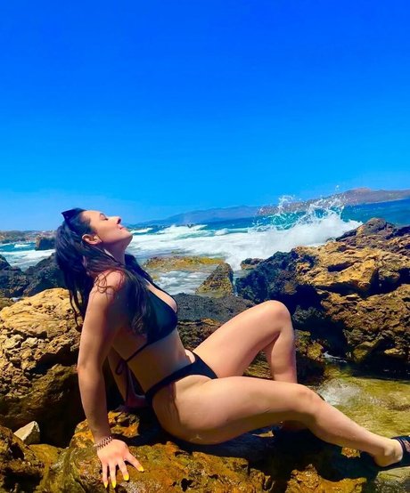 Christina.and.the.dane