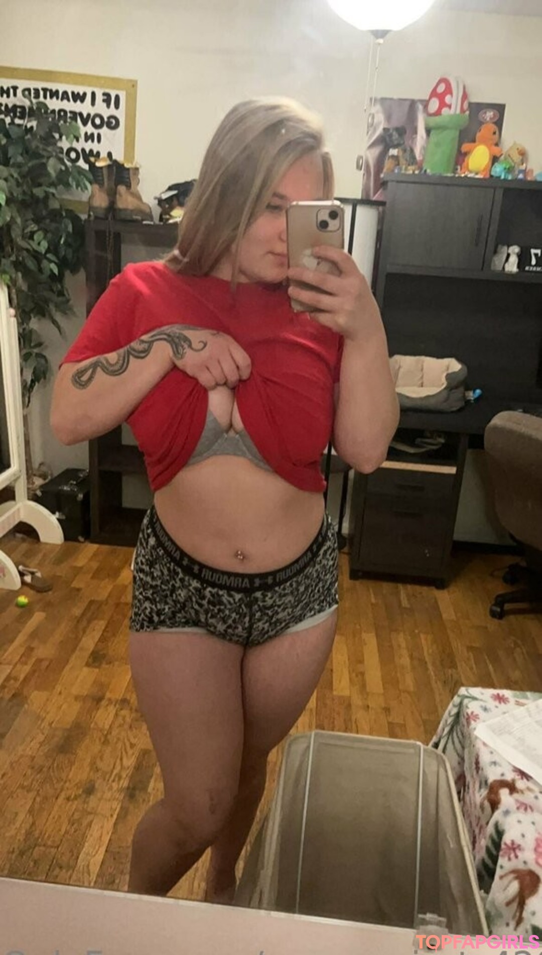 Foto di nudo di fuga di OnlyFans di Mommyjorts420 #58 Foto di nudo di fuga di OnlyFans di Mommyjorts420 #58