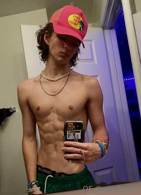 Foto di nudo di fuga di OnlyFans di Onlybonez