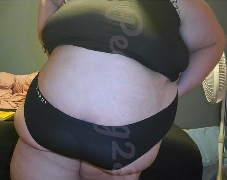 Foto di nudo di fuga di OnlyFans di Peachyg28