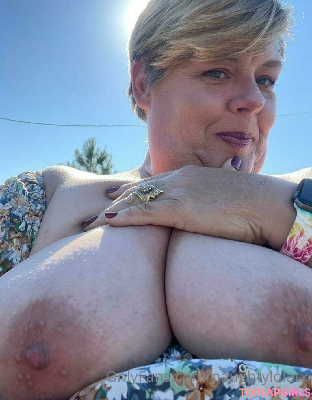 Foto di nudo di fuga di OnlyFans di Naughtylolatx #12 Foto di nudo di fuga di OnlyFans di Naughtylolatx #12
