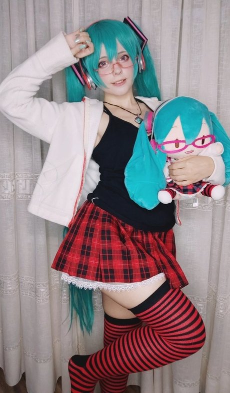Saya Scarlet