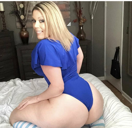 Foto di nudo di fuga di OnlyFans di Therealvixenval