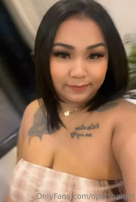 Foto di nudo di fuga di OnlyFans di Oporthaigirl