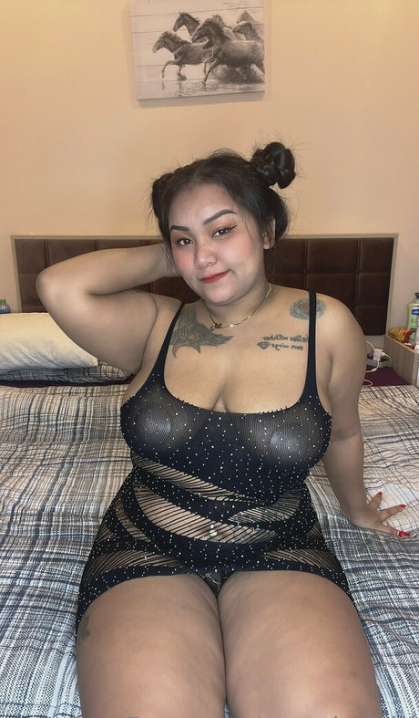 Foto di nudo di fuga di OnlyFans di Oporthaigirl