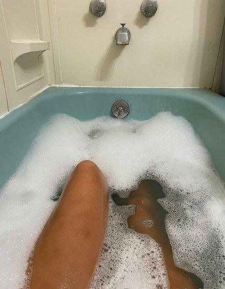 Foto di nudo di fuga di OnlyFans di Abs0727