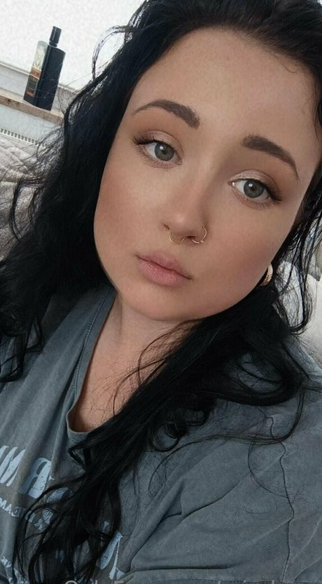 Foto di nudo di fuga di OnlyFans di Missluup