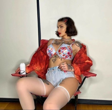 Foto di nudo di fuga di OnlyFans di Damla Ozden