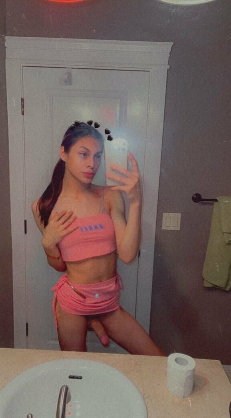 Angel Adora