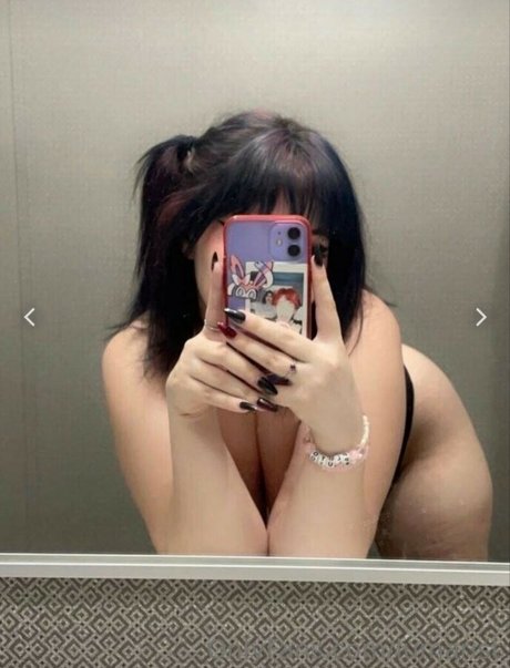 Foto di nudo di fuga di OnlyFans di Okaykylie