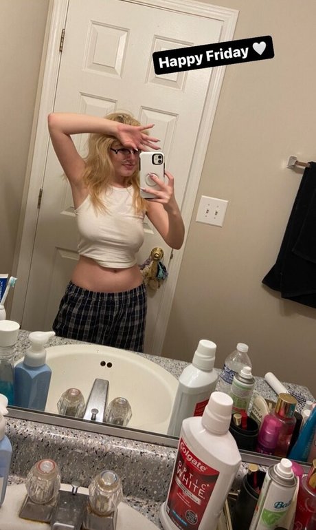 Foto di nudo di fuga di OnlyFans di Splishbie