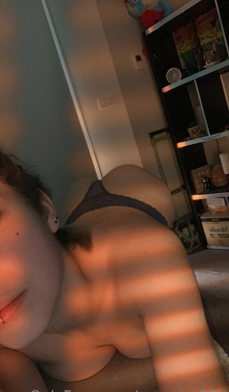 Foto di nudo di fuga di OnlyFans di Summer96o