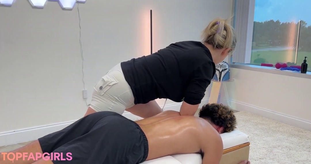 Foto di nudo di fuga di OnlyFans di Mondragon Chiropractic #76 Foto di nudo di fuga di OnlyFans di Mondragon Chiropractic #76