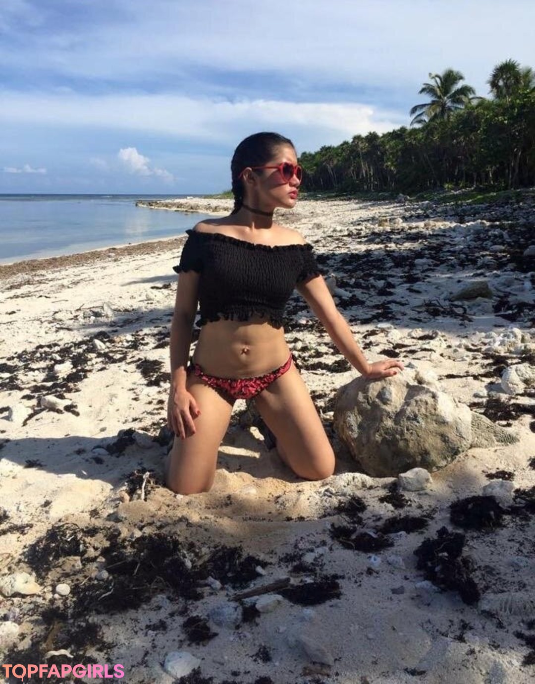 Foto di nudo di fuga di OnlyFans di Red Velvet Doll #13 Foto di nudo di fuga di OnlyFans di Red Velvet Doll #13