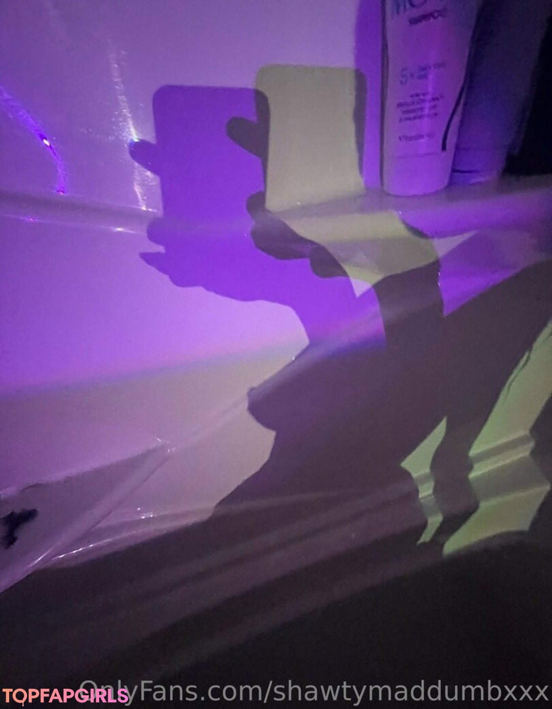 Foto di nudo di fuga di OnlyFans di Shawtymaddumbxxx #7 Foto di nudo di fuga di OnlyFans di Shawtymaddumbxxx #7