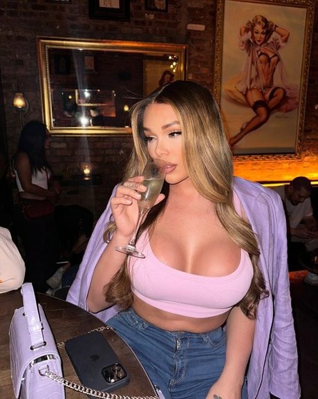 Foto di nudo di fuga di OnlyFans di Ts Lauren Cox