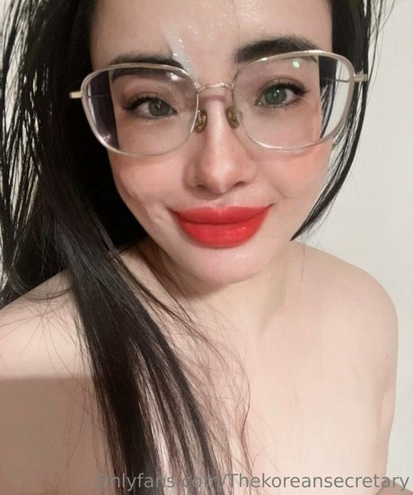 Foto di nudo di fuga di OnlyFans di Thekoreansecretary